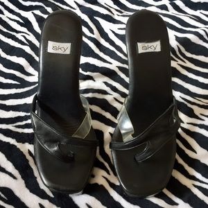Eclectic SKY designer brand black clear lucite slideon heels 7M
